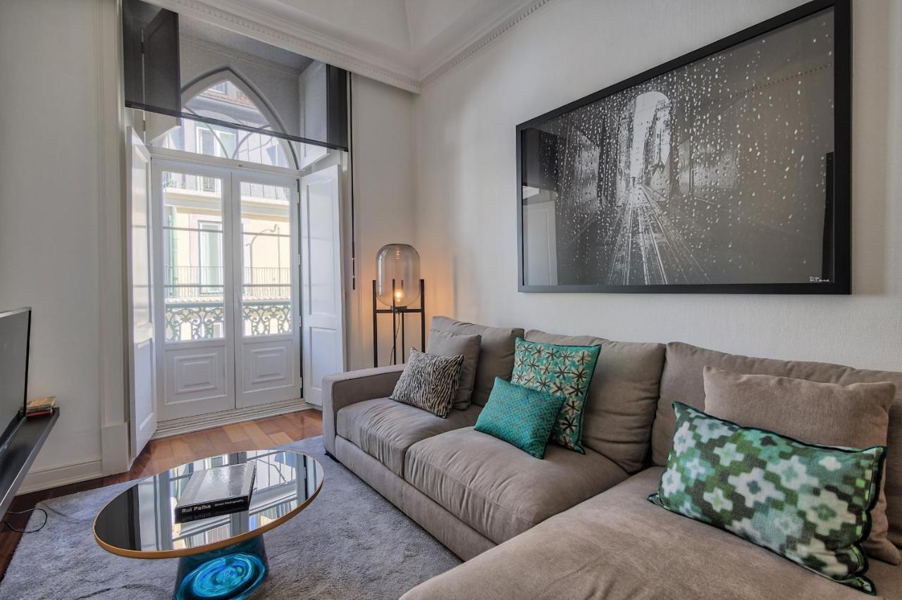 Apartment Nomad's Fine Arts In Chiado Lissabon