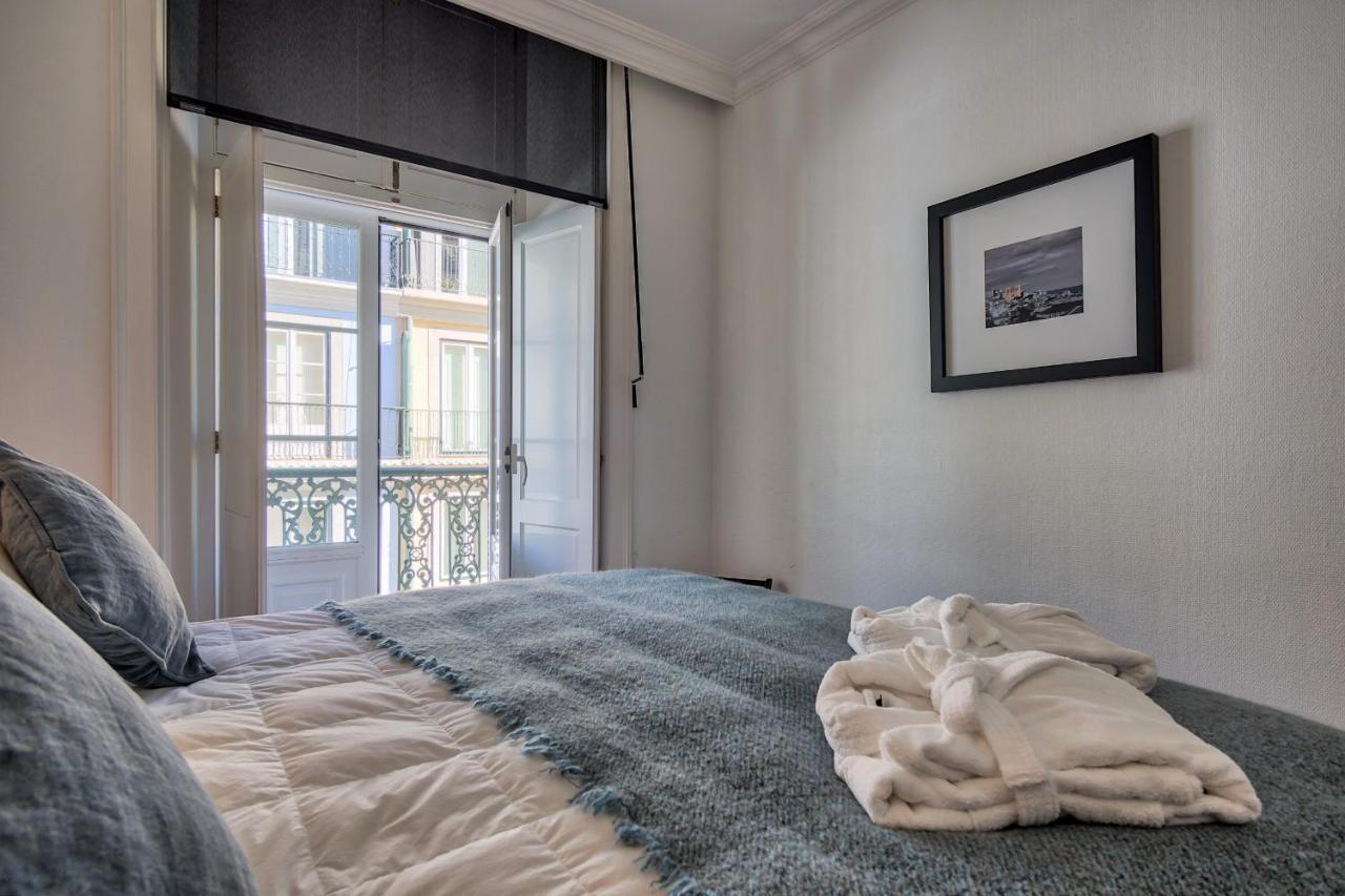 Nomad's Fine Arts In Chiado Apartment Lissabon